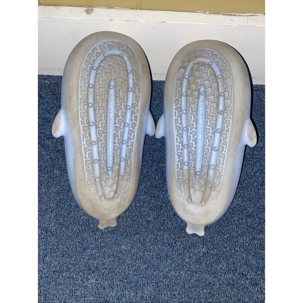 Shark foam slides men 7 w/side fins, teeth and tail